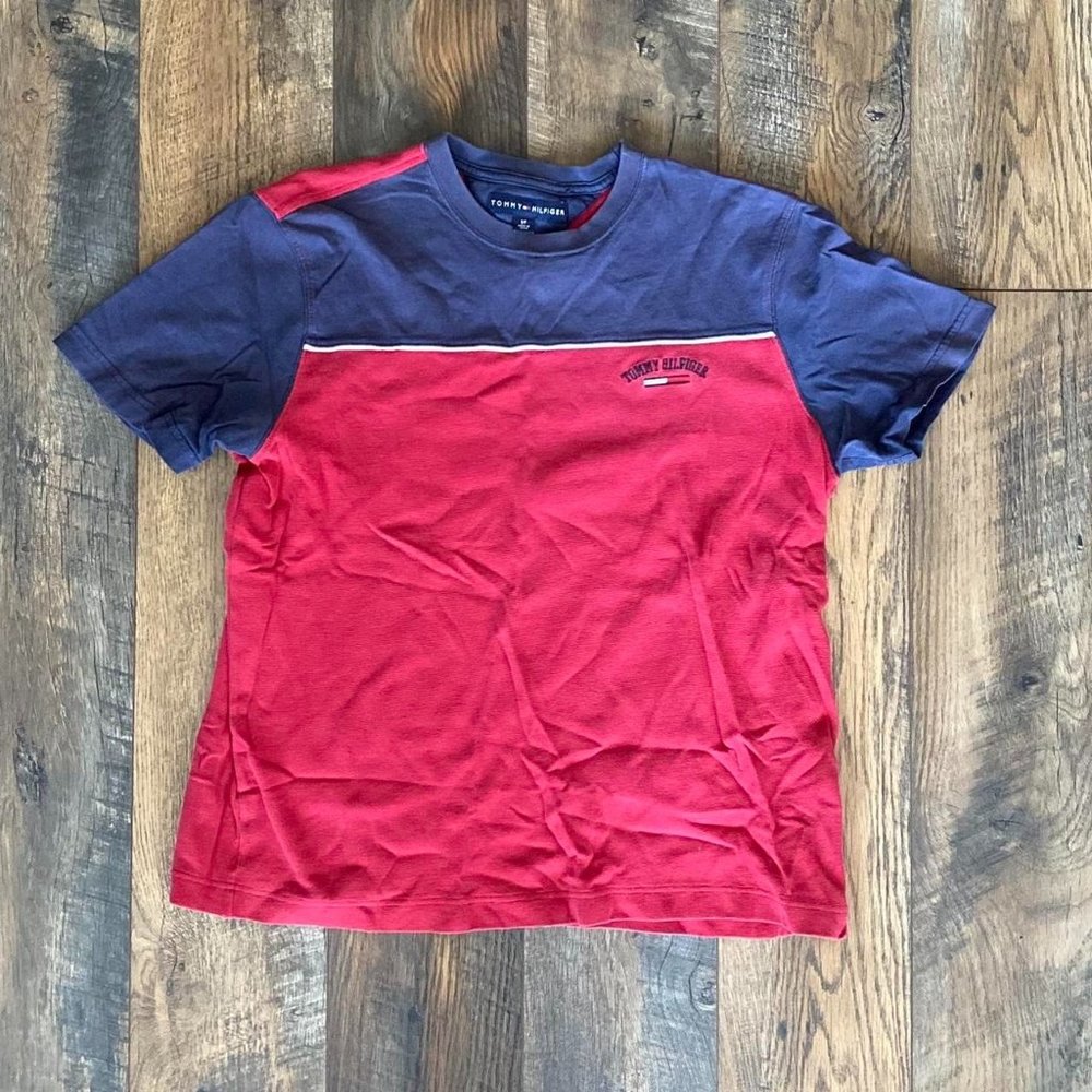 VINTAGE Tommy Hilfiger T-Shirt Men’s Size SMALL Color Block Embroidered Logo 90s